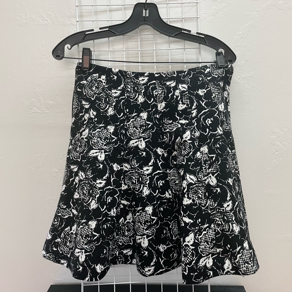 Roem Korean Brand Black Skirt